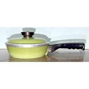 Vintage Club Aluminum Saucepan Green MCM 6.25" w Lid 1-1.5 Qt